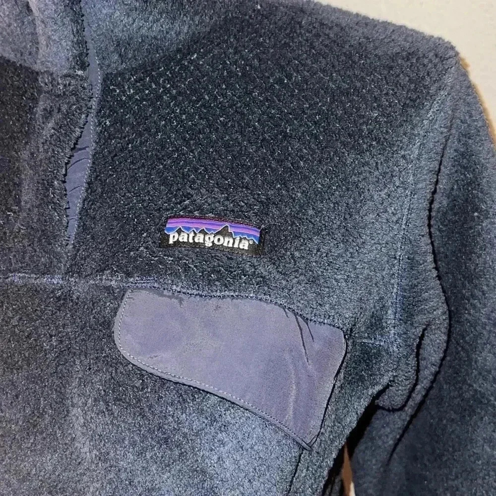 Patagonia Women's Charcoal Gray Re-Tool Snap-T Pullover Fleece Jacket Medium - Picture 3 of 16